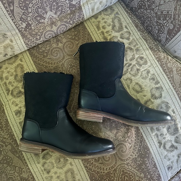 Clarks Clarkdale boots - Picture 2 of 11